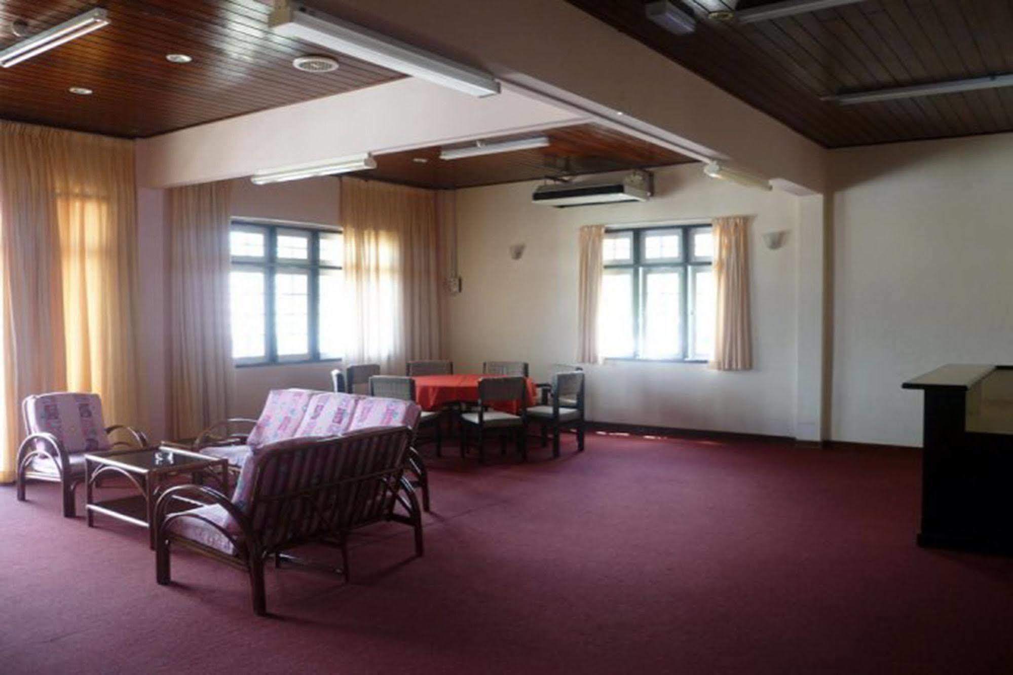 Country Lodge Resort Brinchang Exteriör bild